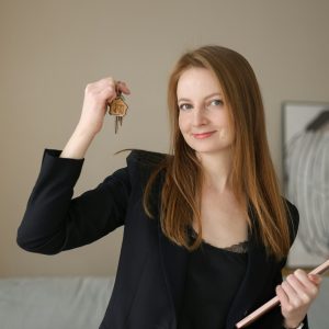 aleksandra-sapozhnikova-E5iwKLsLdyY-unsplash