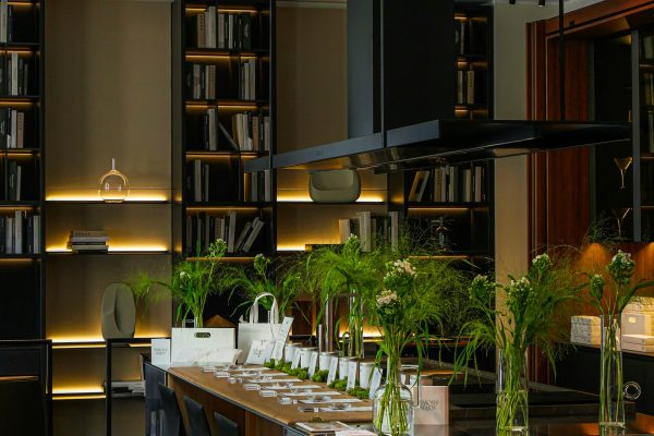 sacha-canivet-MwX_7PFWsbg-unsplash